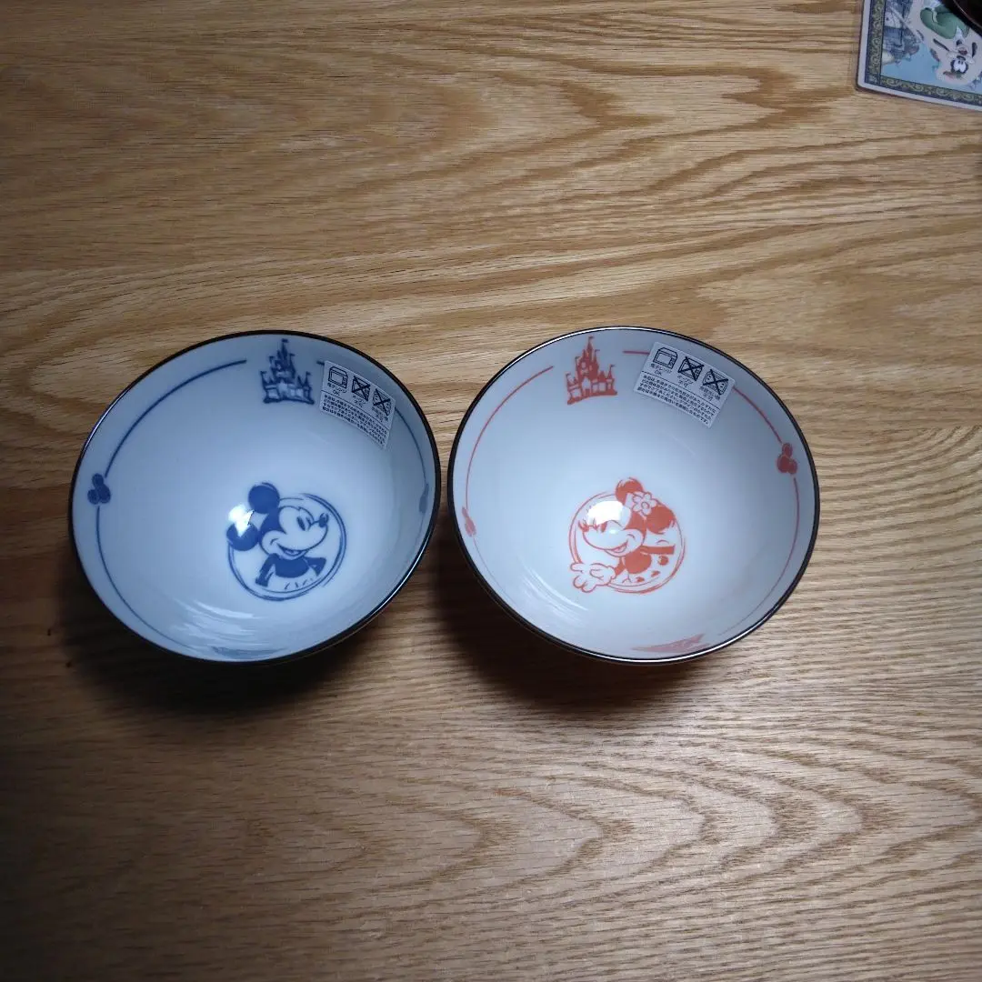 ディズニーリゾート 九谷焼 ミッキー ミニー お茶碗と皿セット ディズニー 九谷焼 茶碗 湯呑 豆皿 セット ミッキー ミニー 陶器