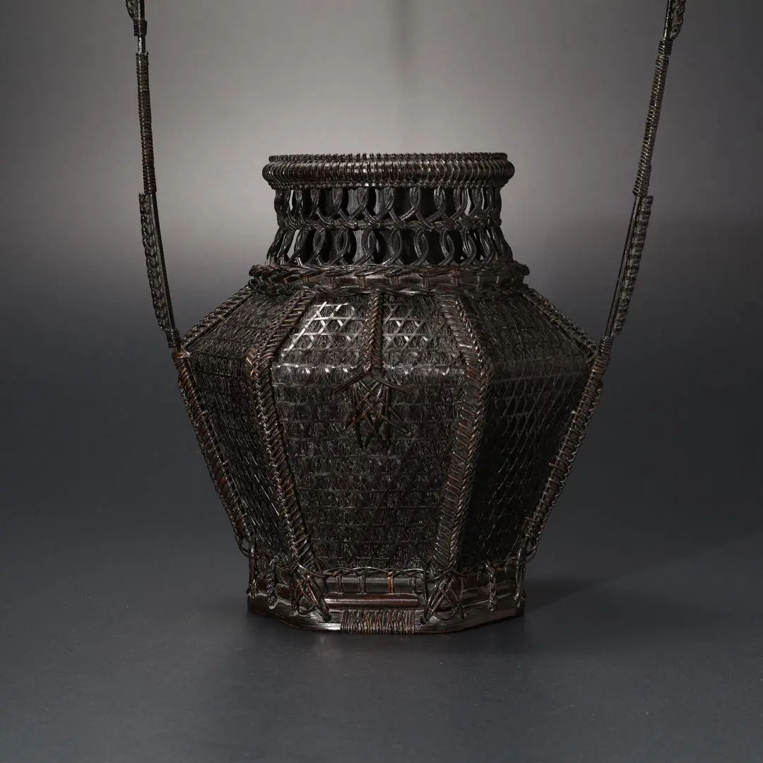 a146 花入　臑当花入 籠 唐物写 和田鱗司 茶道具 茶道　古物 和田鱗司 御所籠 茶籠 茶器 花入などの茶道具 ｜骨董品買取・和