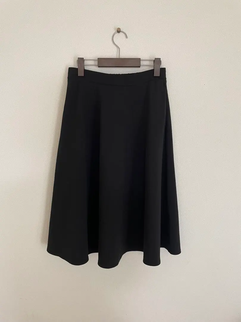 Thumbnail of GU Black Knee-Length Flare Skirt, Size L