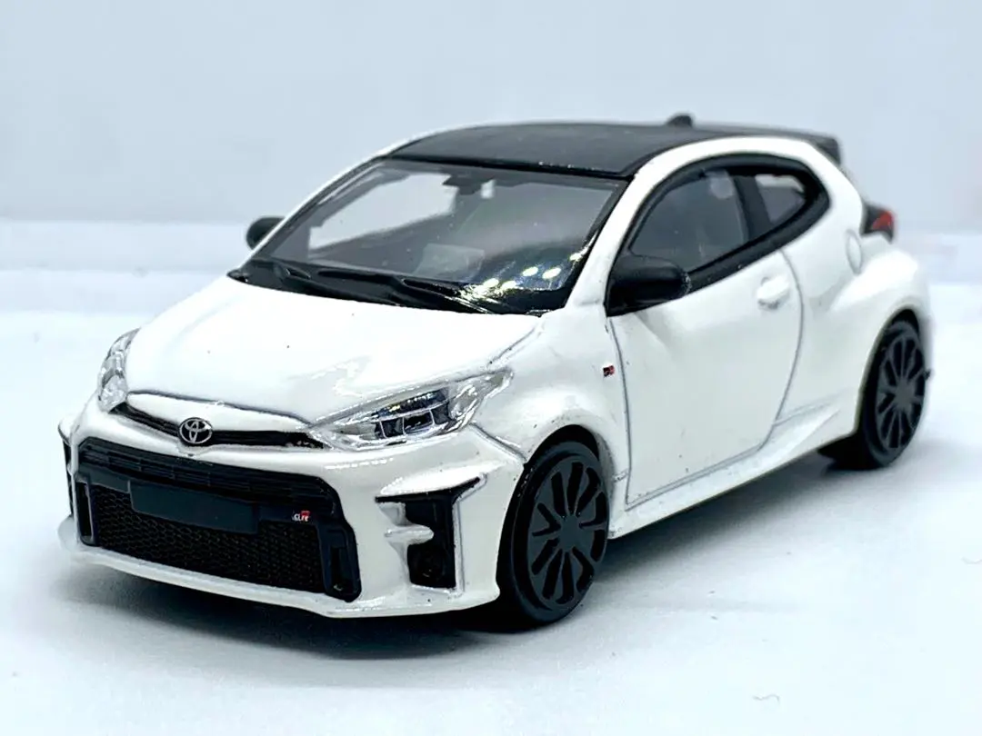 GRヤリス　カラーサンプルミニカー(089) Amazon | 2024年発売 新型 GRヤリス GR YARIS 1/30 ミニカー