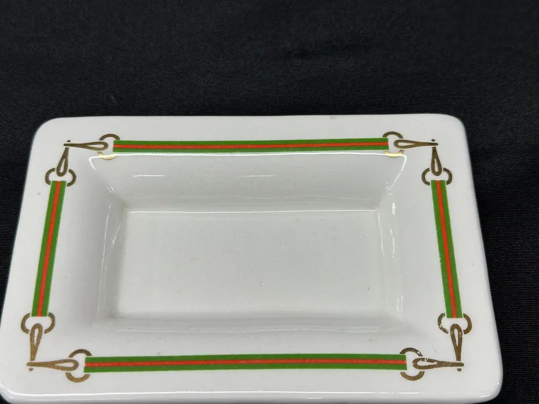 GUCCI - 【希少レア柄】新品未使用 グッチ ゼブラ 大皿 食器