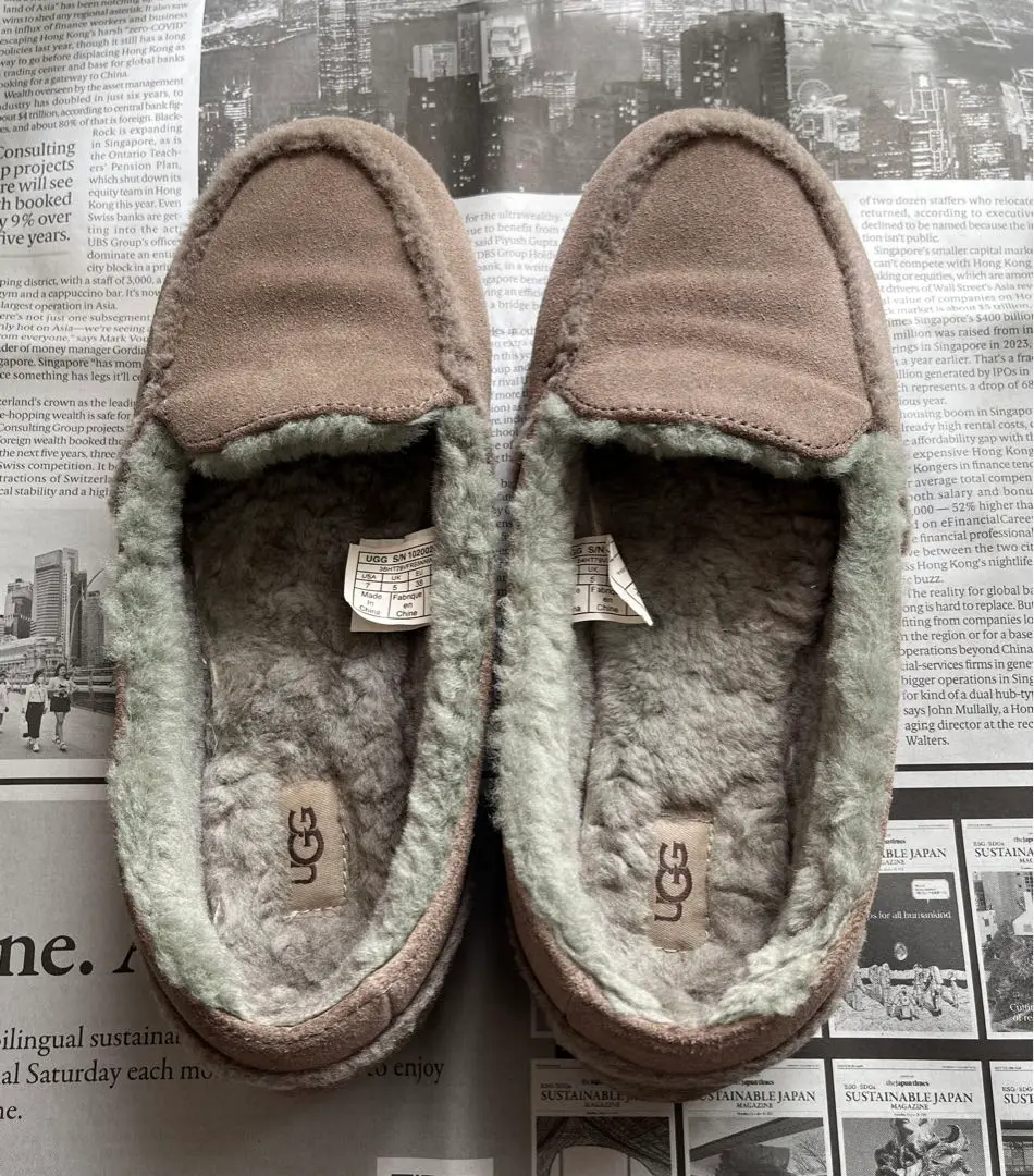 お気に入りの 2025年最新】ugg モカシン メルカリ - ヘイリーの人気アイテム 靴