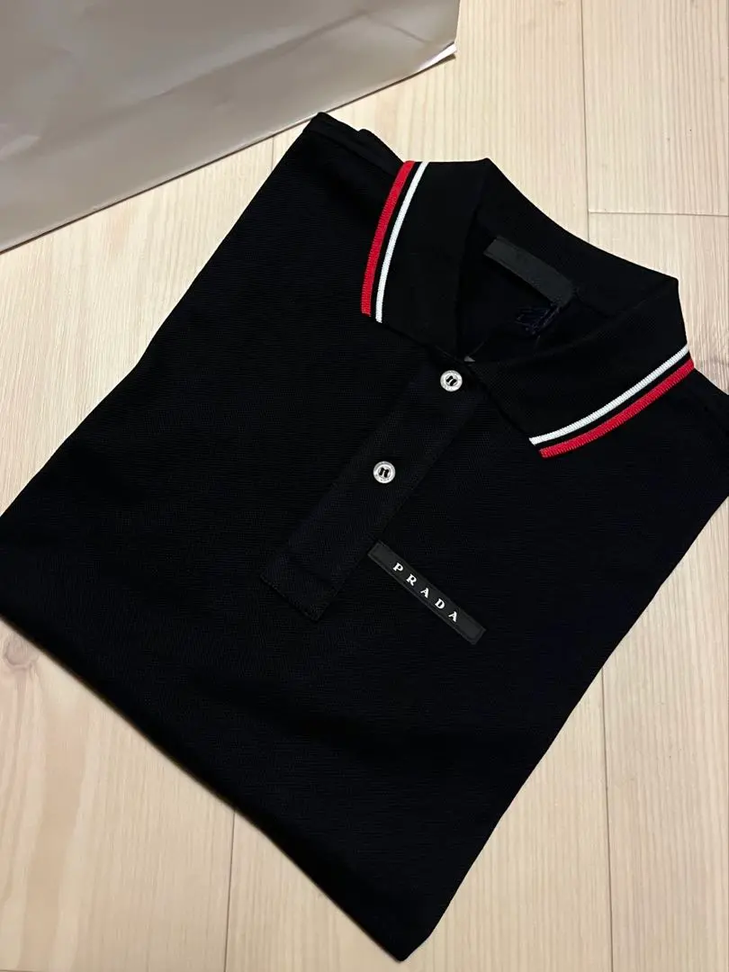 2025年最新】PRADA カラー：ブラック系 ポロシャツの人気