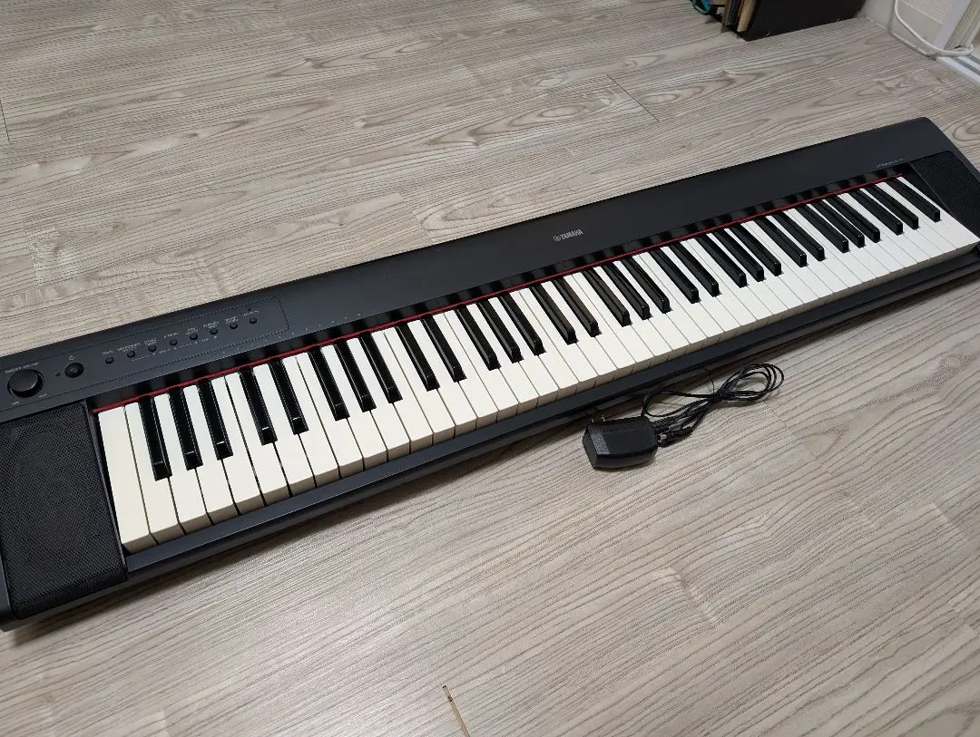 YAMAHA NP-31 スタンドセット Amazon.com: Yamaha Piaggero NP31 76-Key Lightweight Compact
