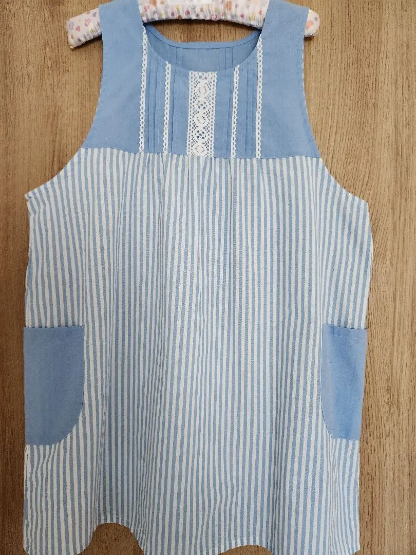 Thumbnail of Simple Striped Apron