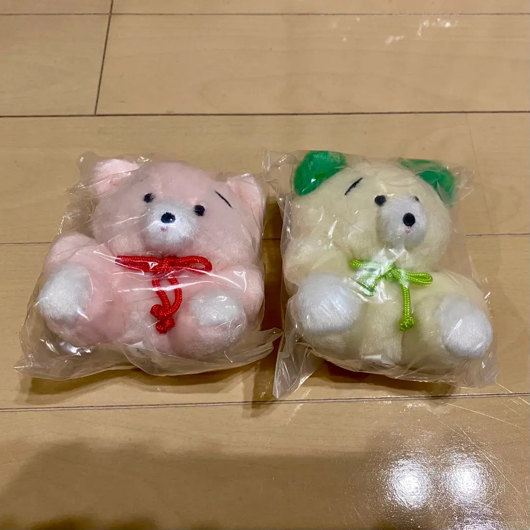 Thumbnail of Kuzumi-chan Plushie Keychains: Melon, Sakura