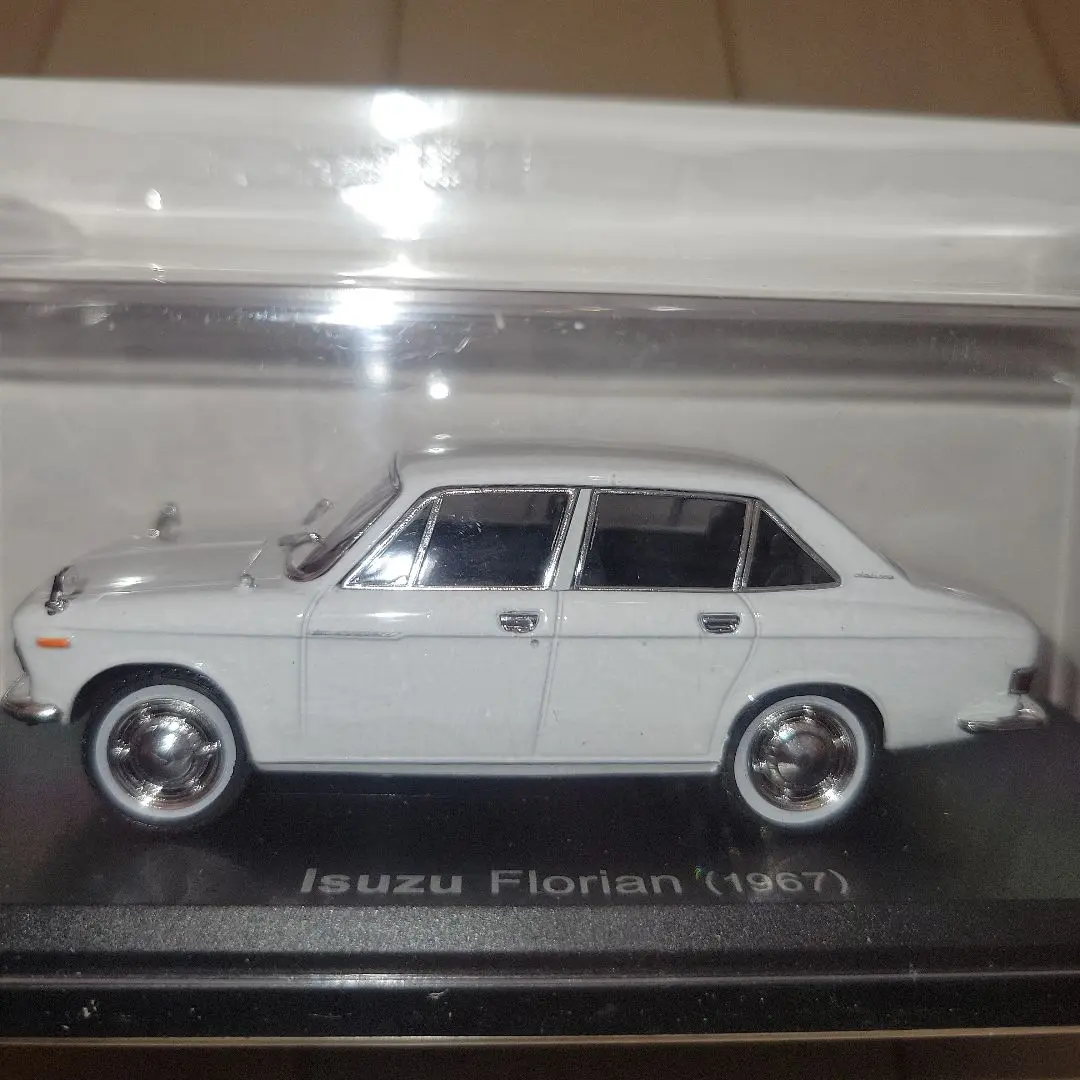 国産名車コレクションいすゞフローリアン1/24 国産名車コレクションいすゞフローリアン1/24 - メルカリ