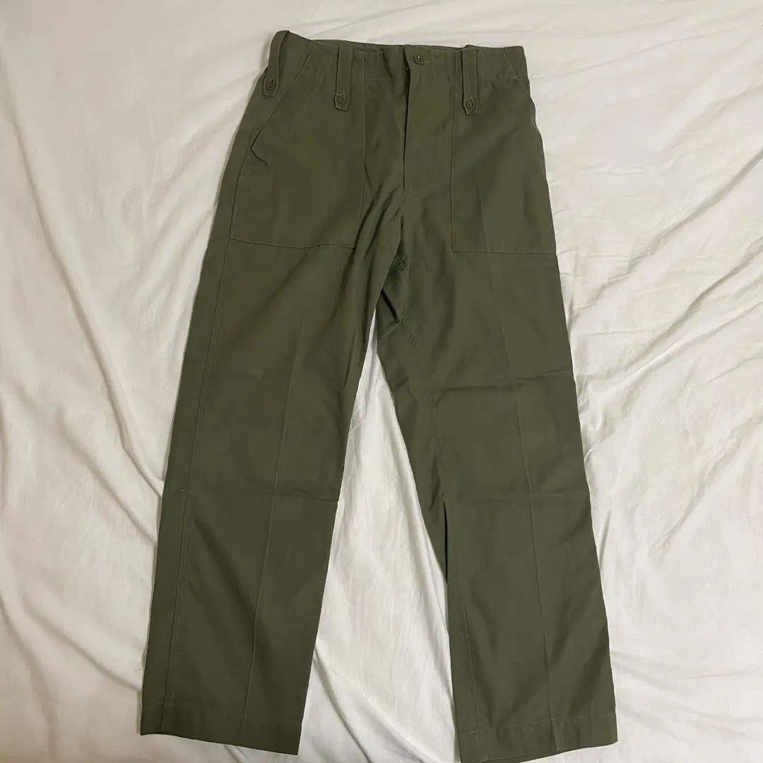 軍褲 M～L 尺寸 的縮圖