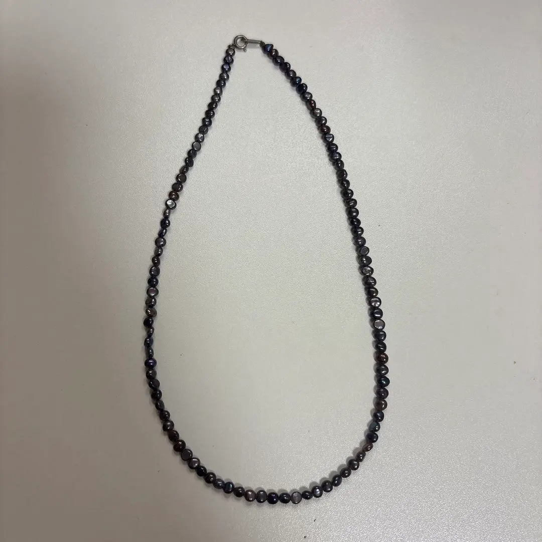 Thumbnail of Pearl necklace