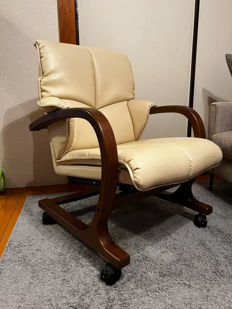 fuji furniture リクライニングチェアー（徐々に値下げ！） fuji furniture リクライニングチェアー（徐々に値下げ！） 介護