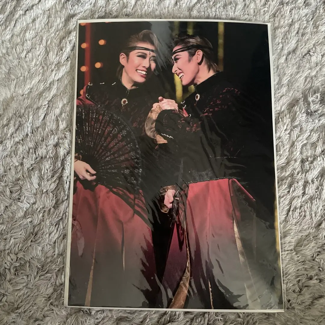 Thumbnail of Towa Kuki, Maito Minami, Large Photo (Size: 4-cut)