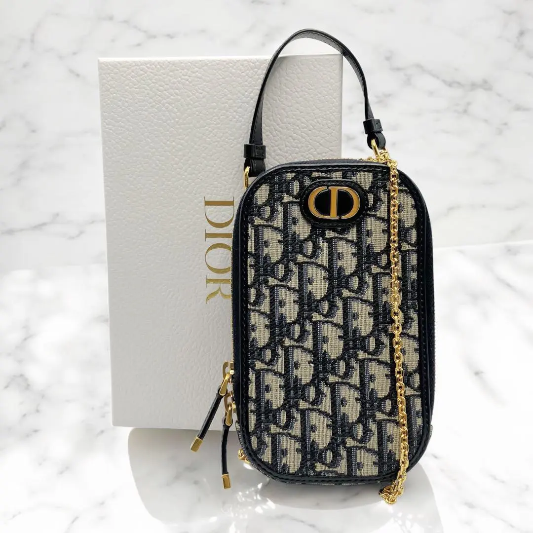 2025年最新】dior 30 montaigne フォンホルダーの人気アイテム