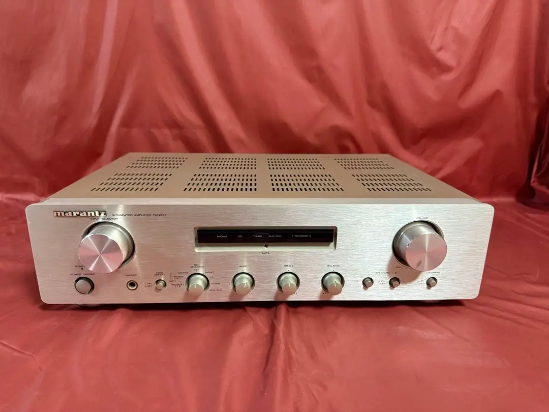 Marantz PM4001 マランツプリメイアンプ Marantz PM4001 エントリー機でも上質な艶もあるマランツらしい