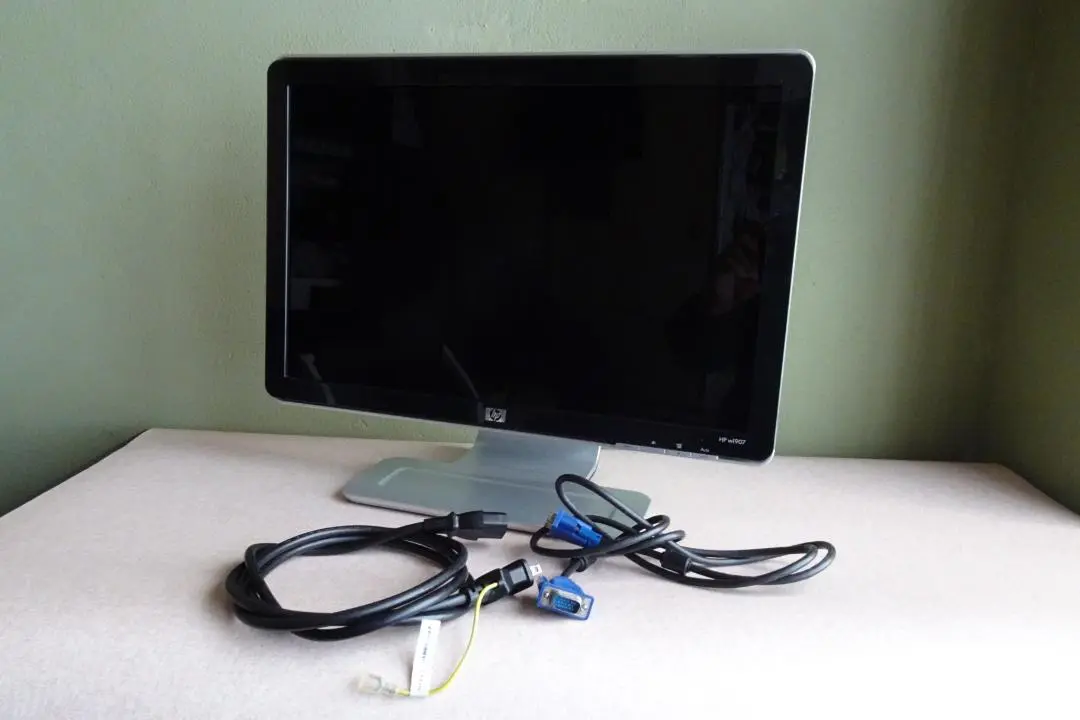 HP19インチ液晶モニタ　HPw1907 HP HP w1907 [19インチ] 価格比較 - 価格.com