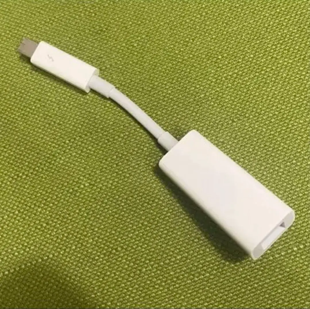 Thumbnail of Apple A1463 Thunderbolt to FireWire Adapter