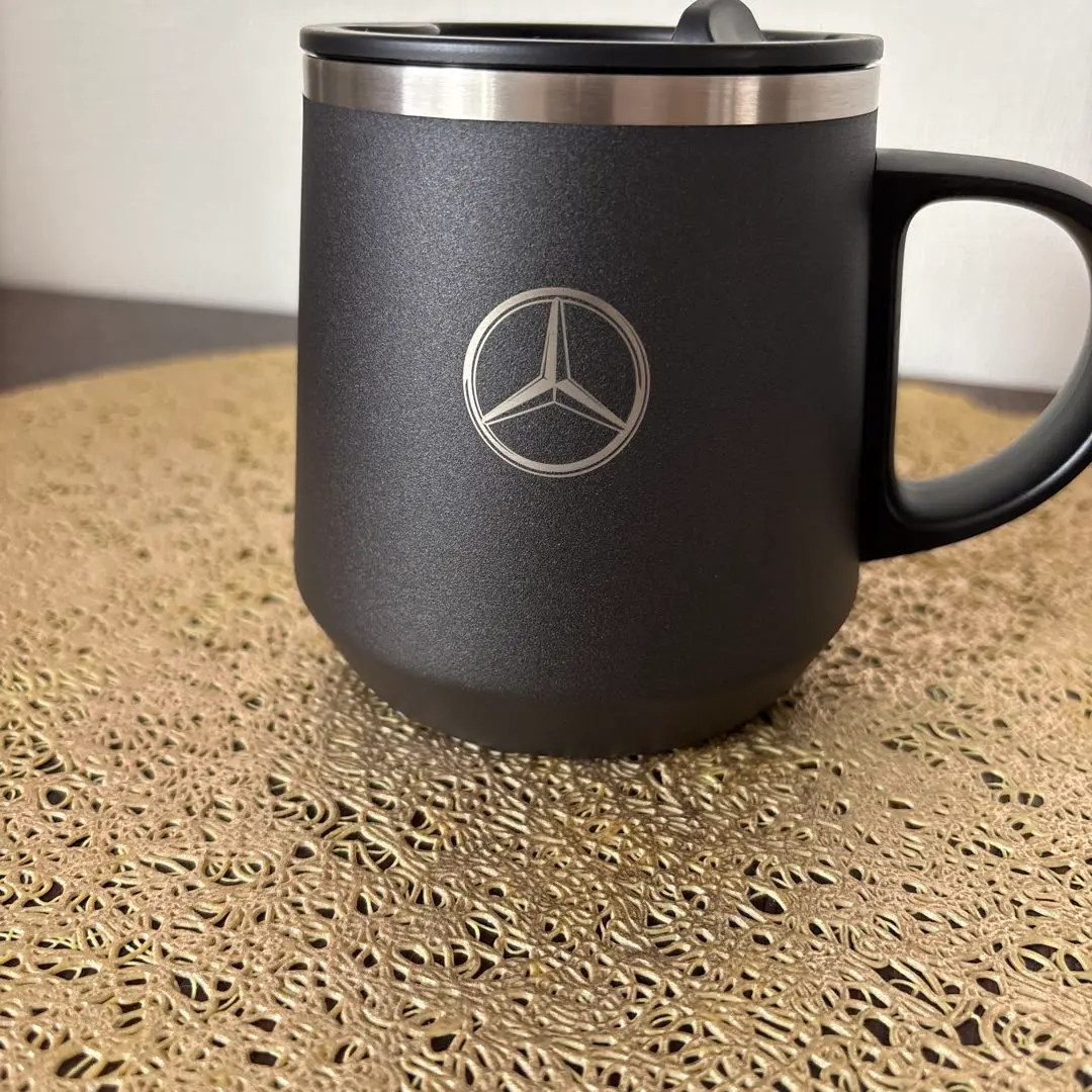 Mercedes-Benz - Mercedes-Benz オリジナル　トラベラーズマグ　（磁器、蓋付き） Mercedes-Benz オリジナル トラベラーズマグ （磁器、蓋付き）