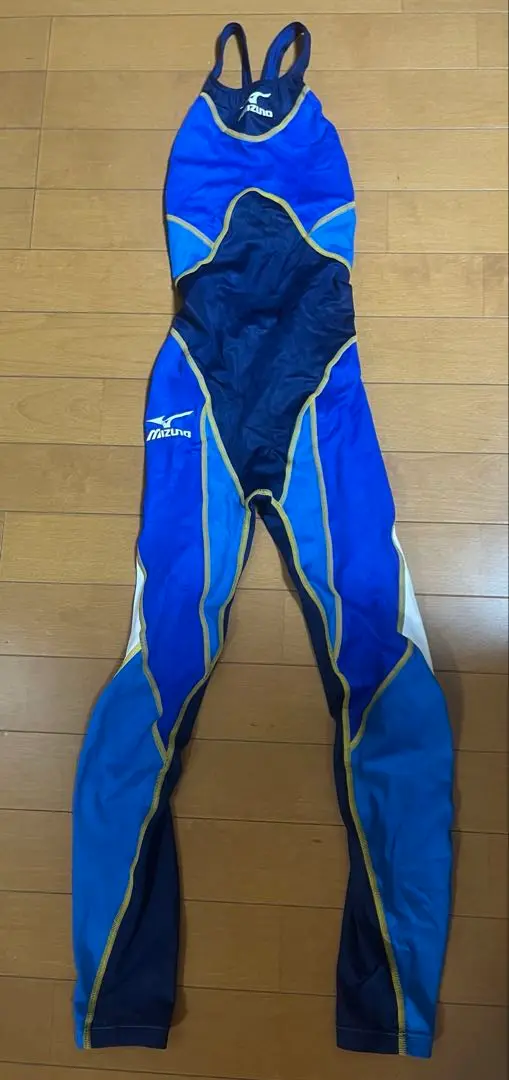 k*k様 新品　ミズノ　競泳水着　マイティライン　アクセルスーツ　L 箱付き　廃 新品 ミズノ 競泳水着 マイティライン アクセルスーツ L 箱付き