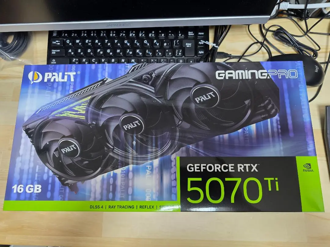 v*v様 (ジャンク)Palit (RTX5070Ti GamingPro) 51-3-0j+8IL._UF350,350_QL80_.jpg
