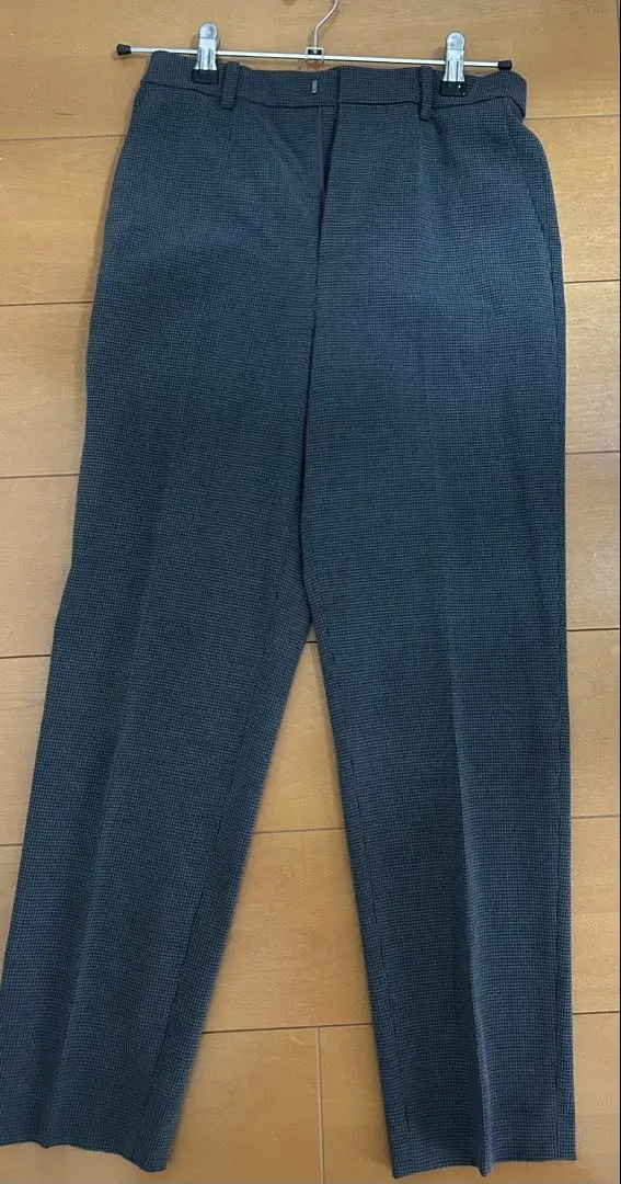 Thumbnail of Gray check pattern slacks