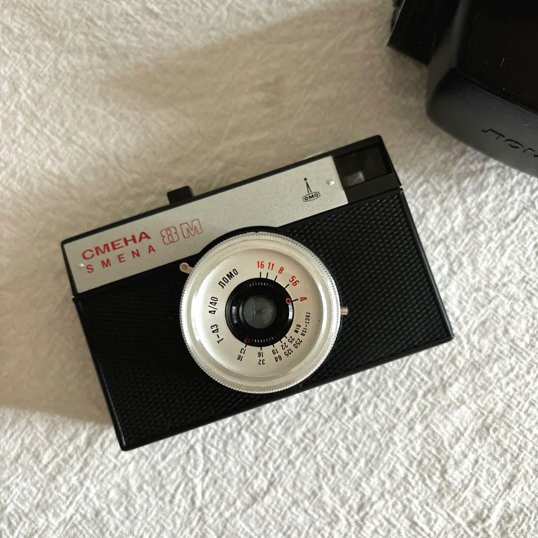 旧ソ連　ロモ　Smena Symbol スメナシンボル　レア！で、魅力的ですから ソ連が生んだ希少な「LOMO SMENA 8M」、大人が遊べるトイカメラ