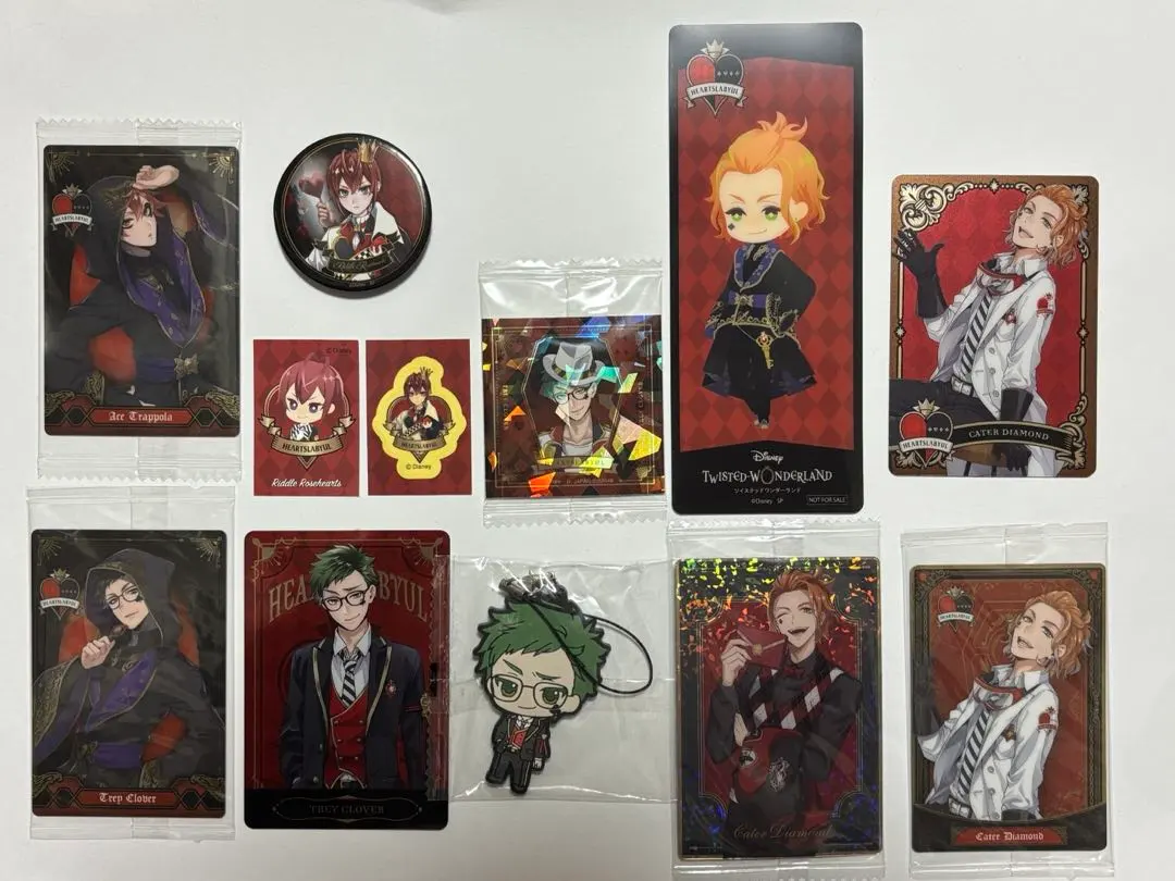 扭曲仙境 紅心寮 套裝 的縮圖