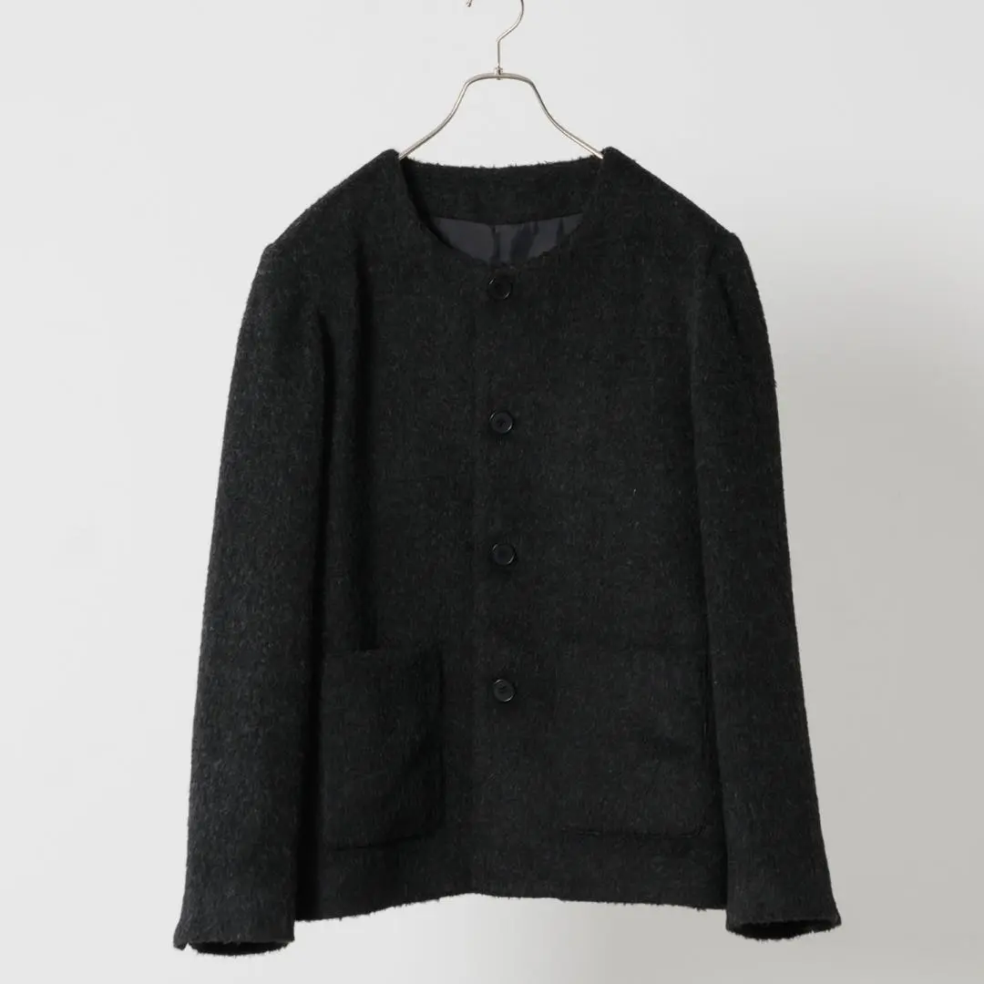 お取り置き FEKETE ノーカラーウールシャギージャケット　ブラック Mサイズ FEKETE（フェケテ）の「NO COLLAR WOOL SHAGGY JACKET / ノー