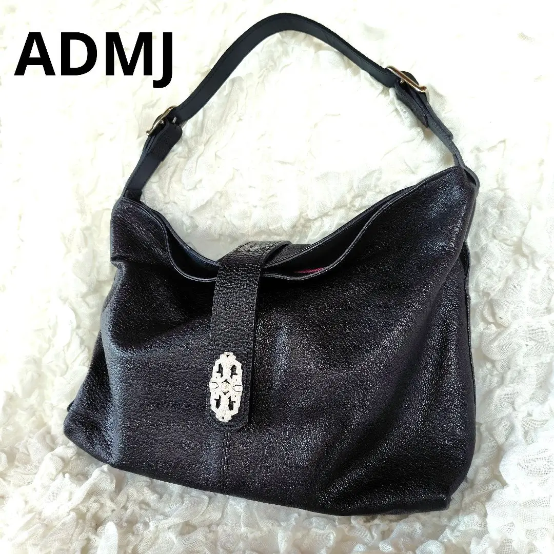未使用級✨ ADMJ クリスタル シボ革 ハンドバッグ レザー 黒色 レディース 未使用級ADMJハンドバッグ黒シュリンクレザー - メルカリ