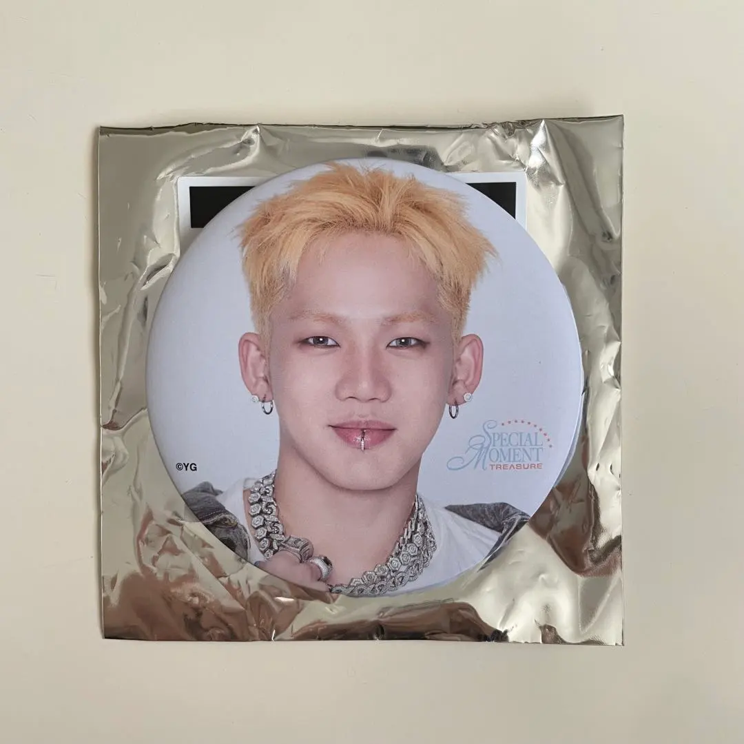 Thumbnail of Treasure Hyunsuk Can Badge
