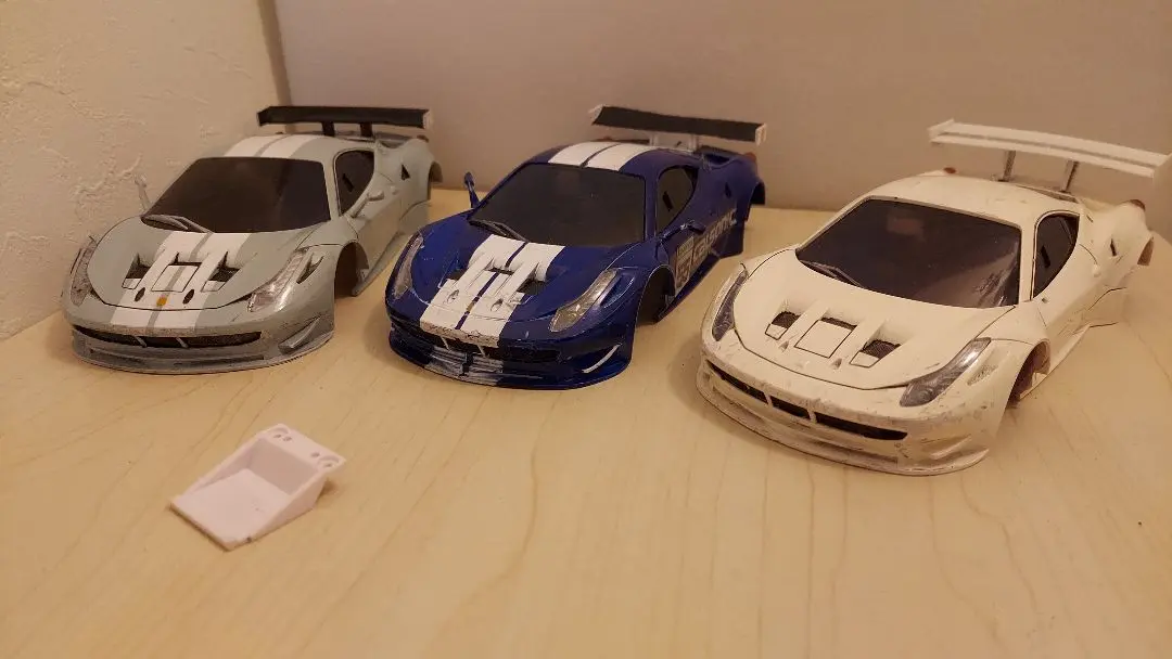 ミニッツ　フェラーリ458＆FXX 新品ボディ 収納￼ケース付き KYOSHO MINI-Z エンツォフェラーリ ホワイトボディセット