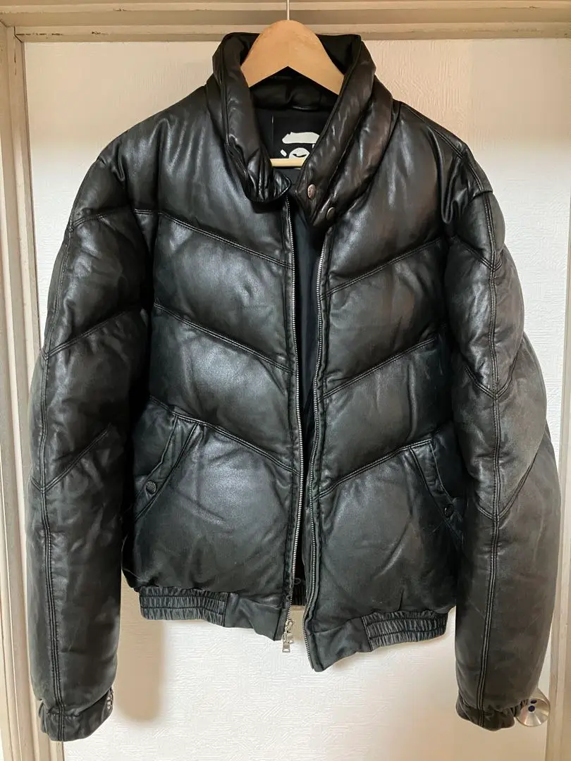 A BATHING APE シープスキンダウンベスト　XL LEATHER CLASSIC DOWN JACKET | bape.com