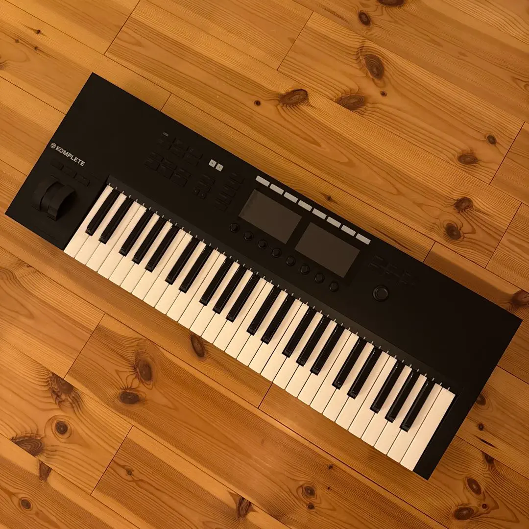 NI KOMPLETE KONTROL S49 MK2 ライセンス解除済み NI KOMPLETE KONTROL S49 MK2 ライセンス解除済み