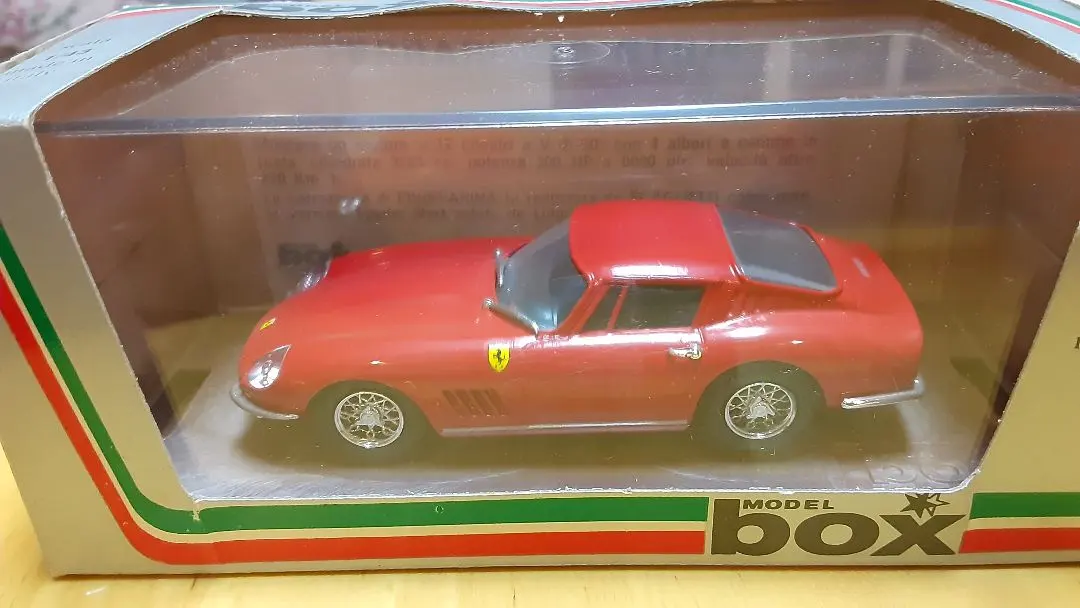 Thumbnail of Bburago 1/43 Ferrari 275 GTB4