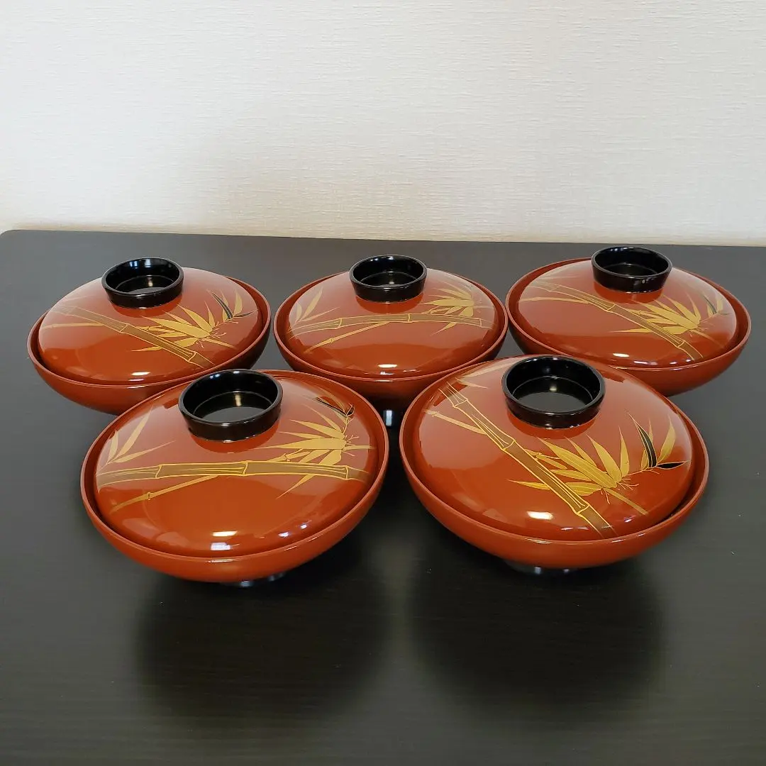Thumbnail of Set of 5 Lacquered Bamboo Pattern Lidded Bowls