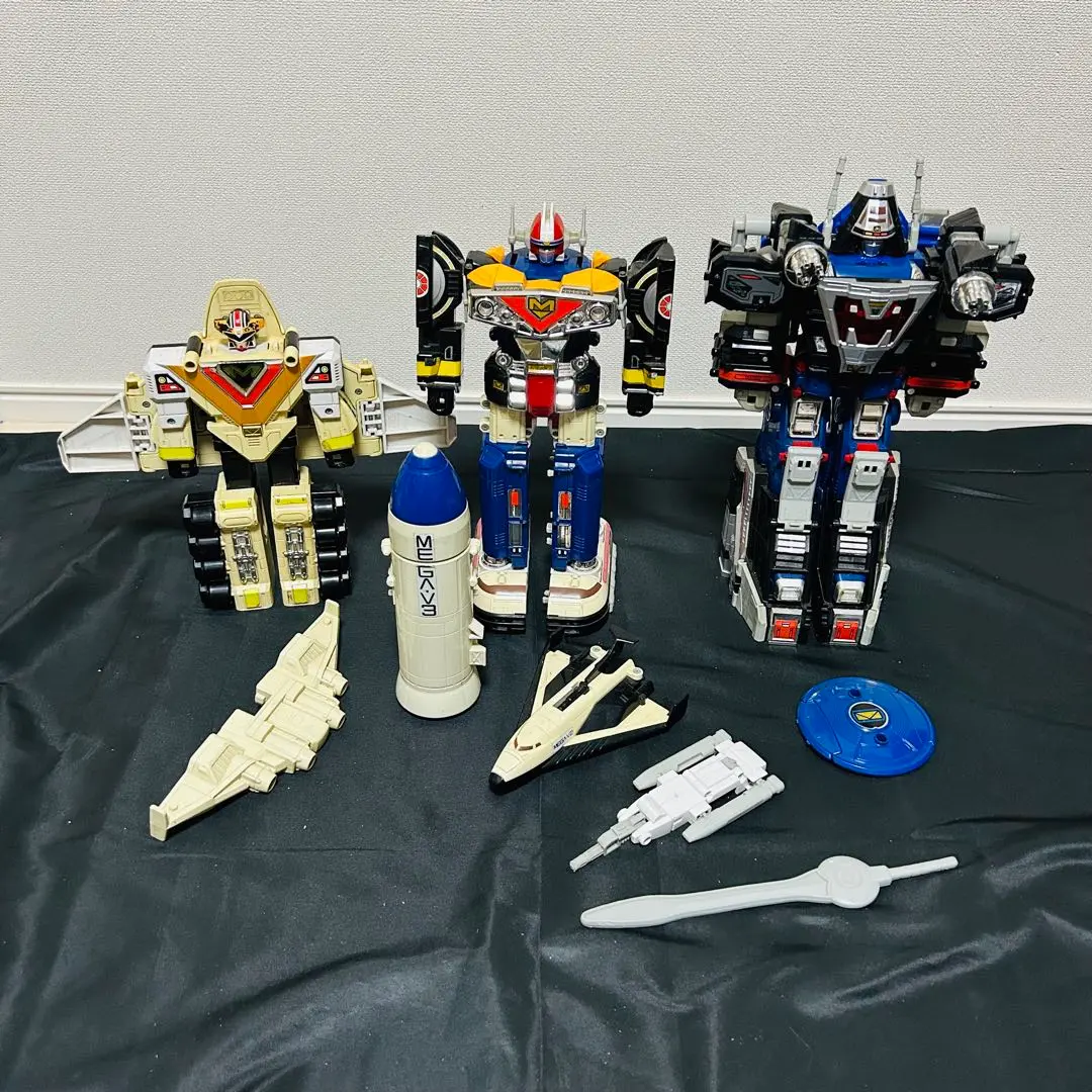 ユタカ ハーティロビン 電磁戦隊メガレンジャー 変形プラヒーロー デルタメガ Amazon.co.jp: プラヒーロー デルタメガ 電磁戦隊メガレンジャー