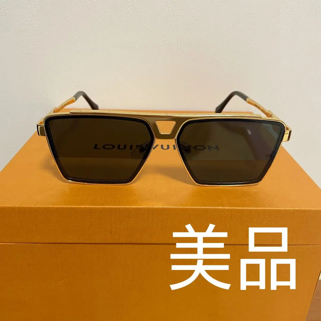 Louis Vuitton ブラウン 四角形 サングラス louis-vuitton-lv-super-vision-