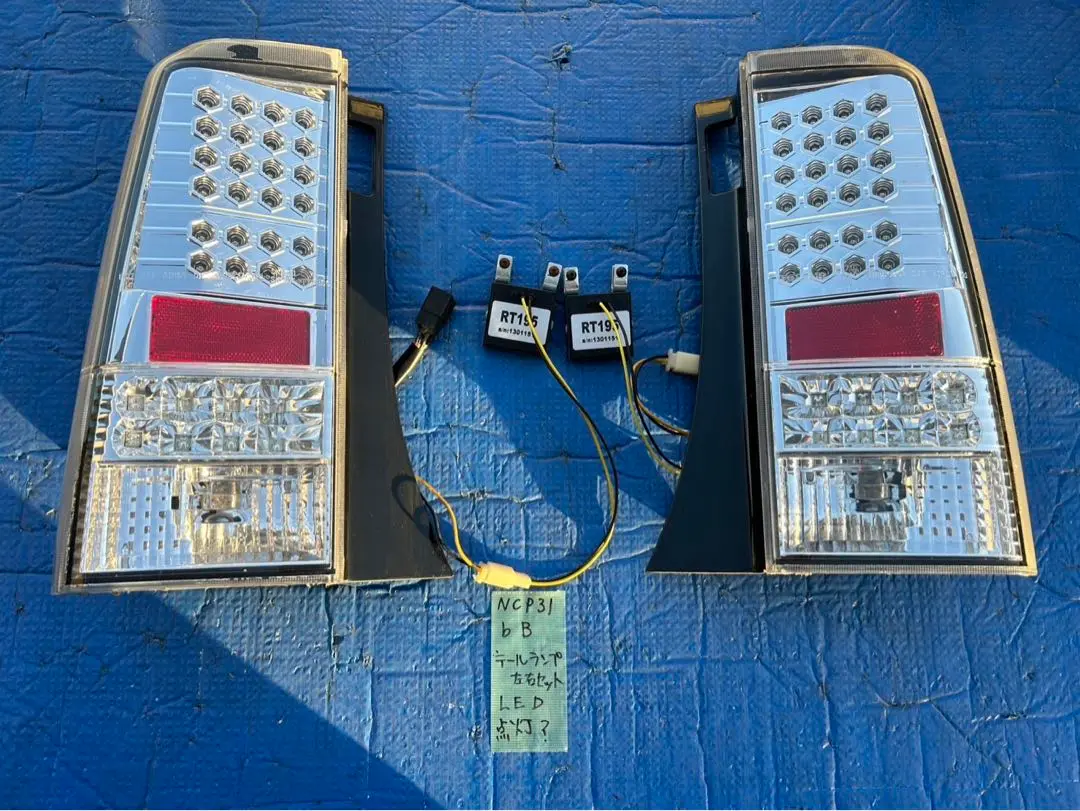 Bb NCP30 NCP31 NCP35 28連LEDクリスタルテールランプ 送料無料