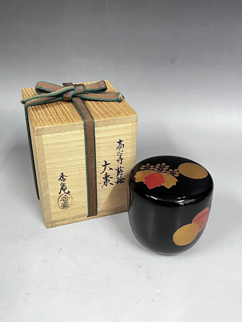 Thumbnail of E572 Natsume (tea caddy) Large Natsume Kodaiji Maki-e (lacquerware) Koan Wajima-nuri (Wajima lacquerware) Tea container Matcha container Tea utensils Tea ceremony equipment