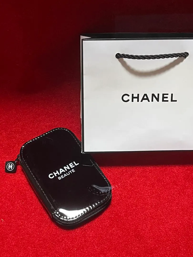 Thumbnail of [CHANEL BEAUTÉ] Novelty Nail Care Pouch - New/Unused