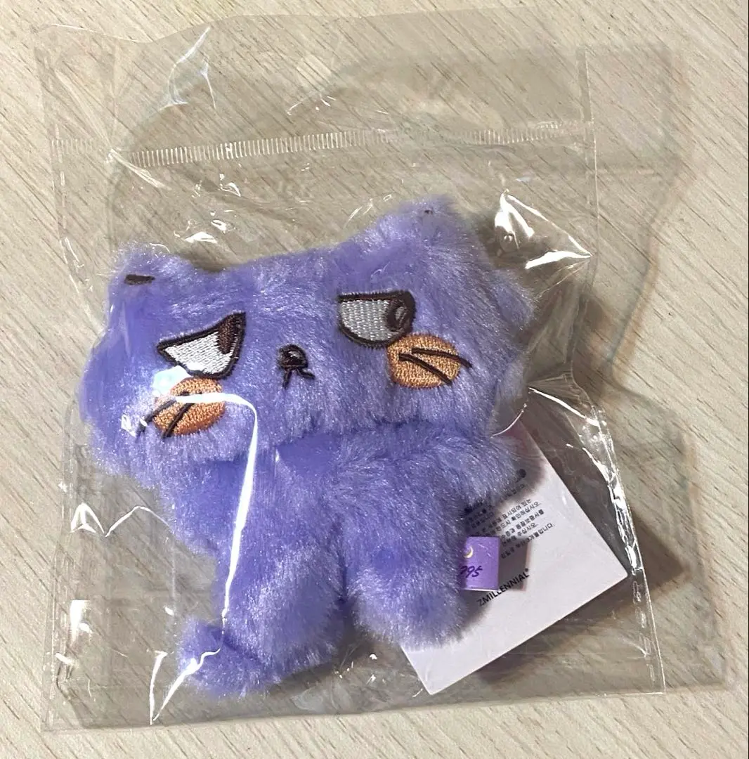 ZMILLENNIAL ジミレニアル シムスル ぬいぐるみ Key Chain ZMILLENNIAL ジミレニアル PLUSH KEYCHAIN purple - メルカリ
