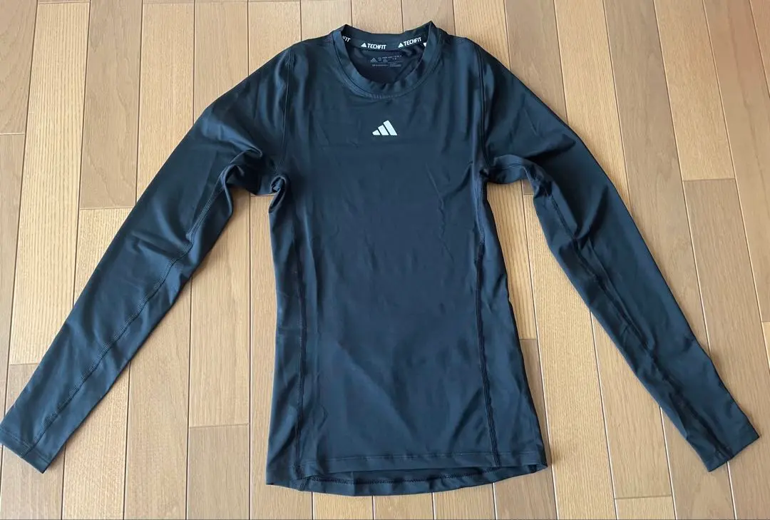 愛迪達 黑色 長袖 內搭 的縮圖