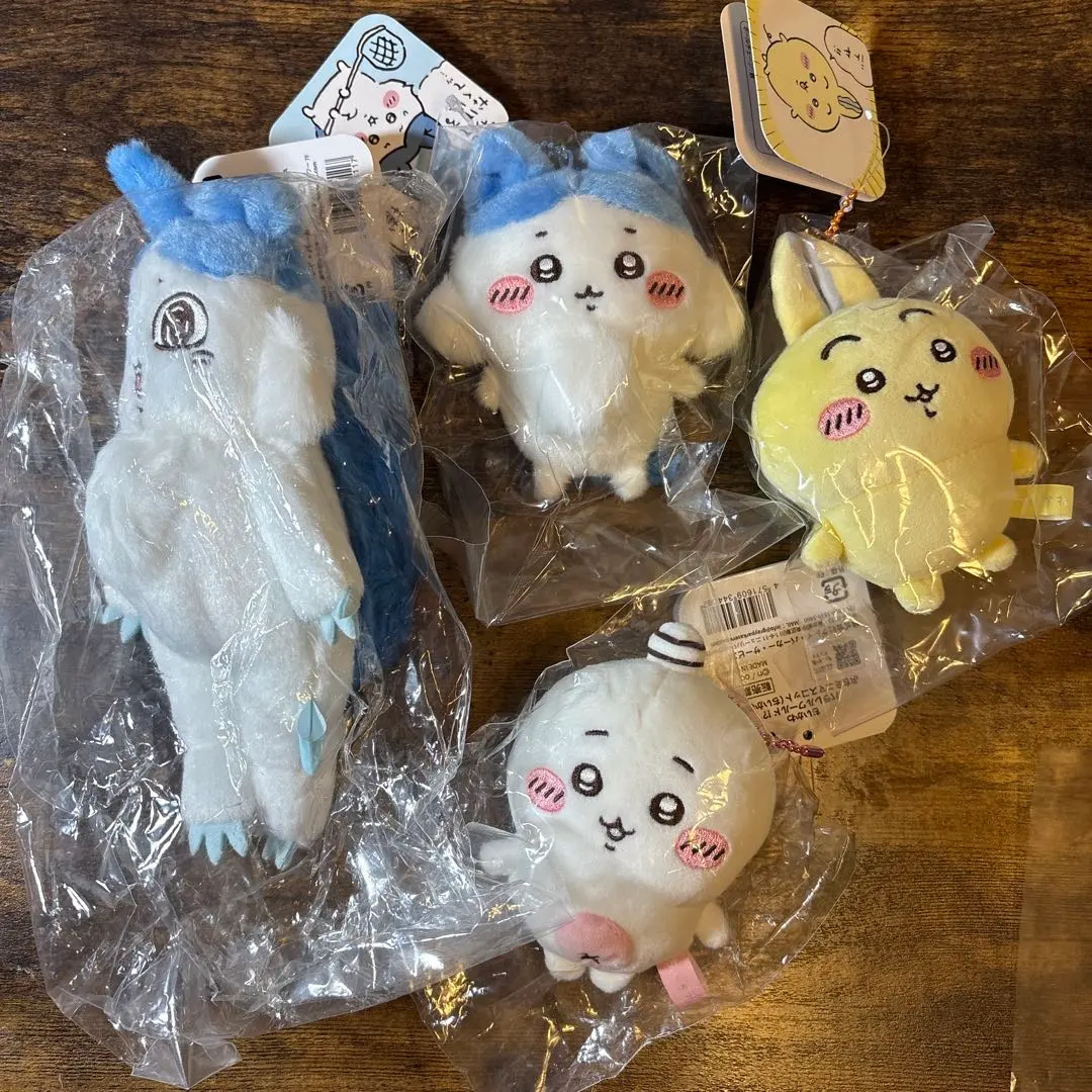 Thumbnail of 4 Chiikawa Parallel World Mascot Characters