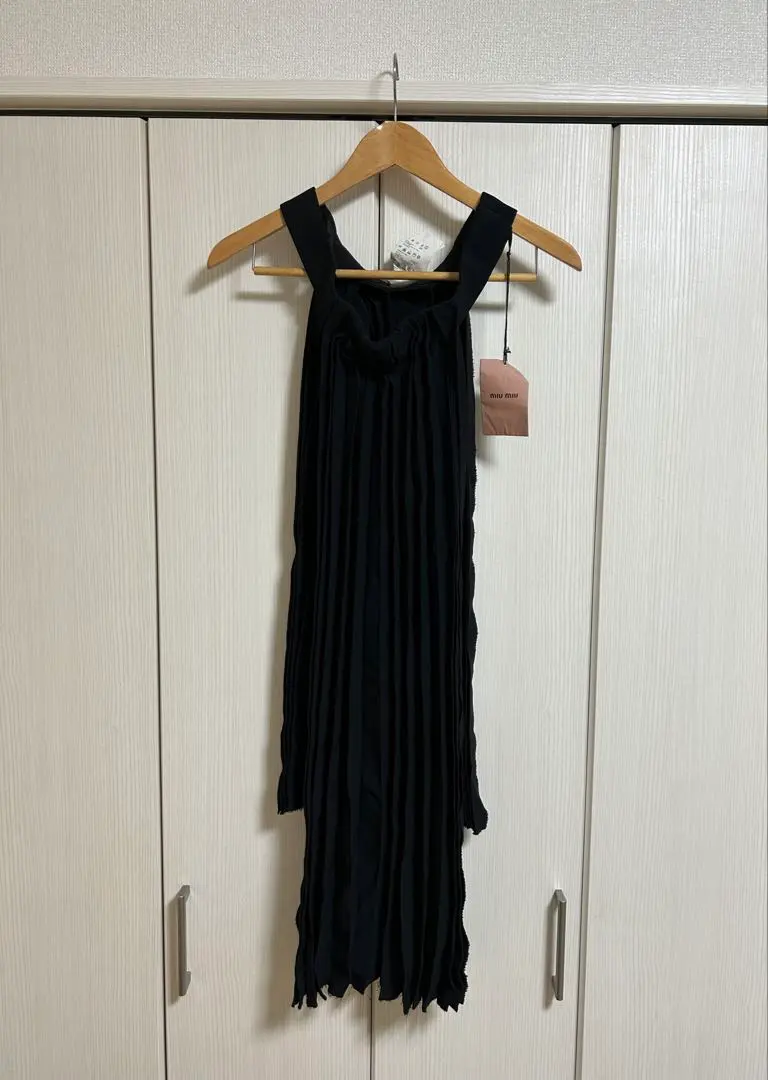 miu miu 丸襟ワンピース ドレス ブラック 半袖 半袖 MiuMiu(ミュウミュウ) ワンピース・オールインワン