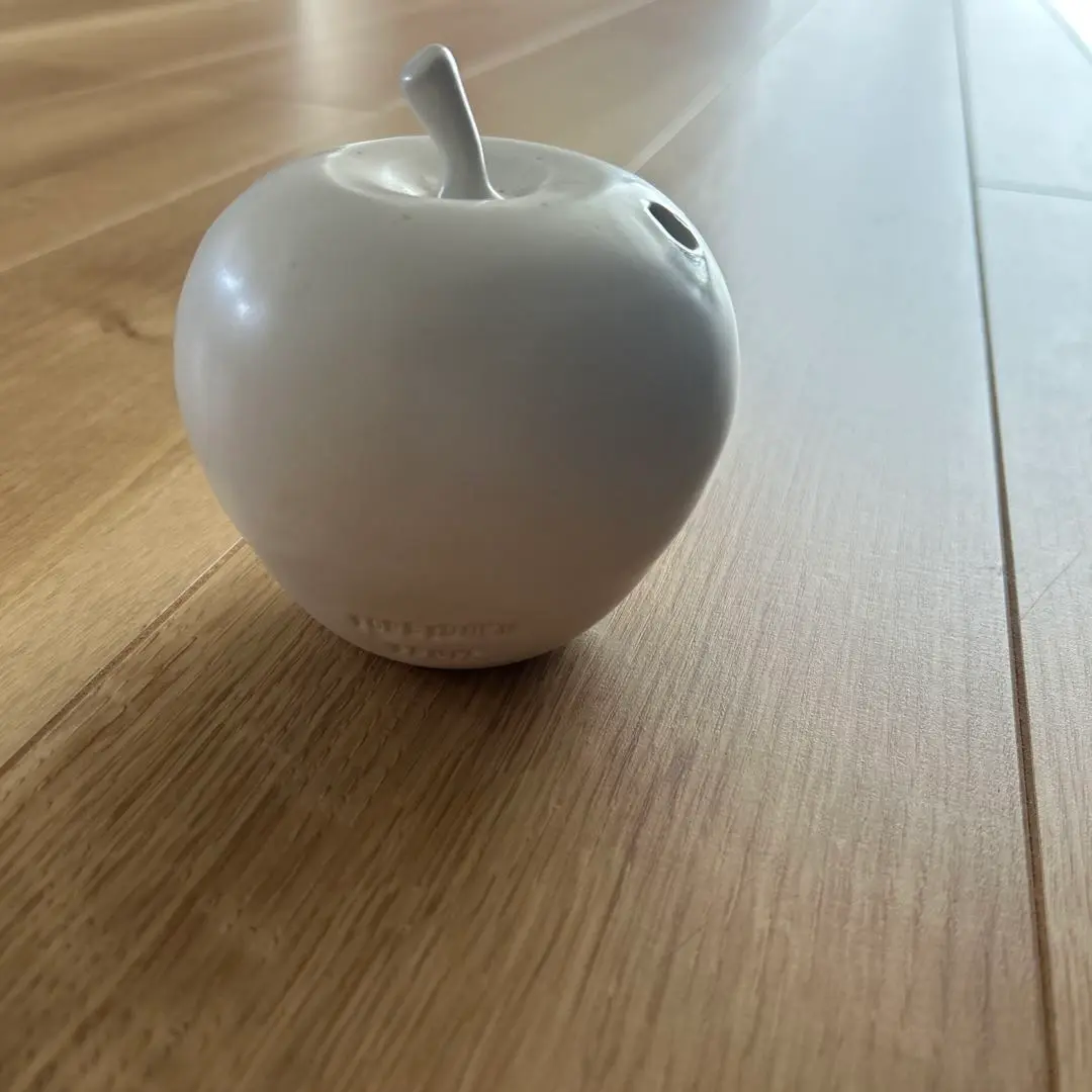 JOICE ON THE TABLE リンゴ 一輪挿し オブジェ 陶器 2025年最新】joice on the tableの人気アイテム - メルカリ