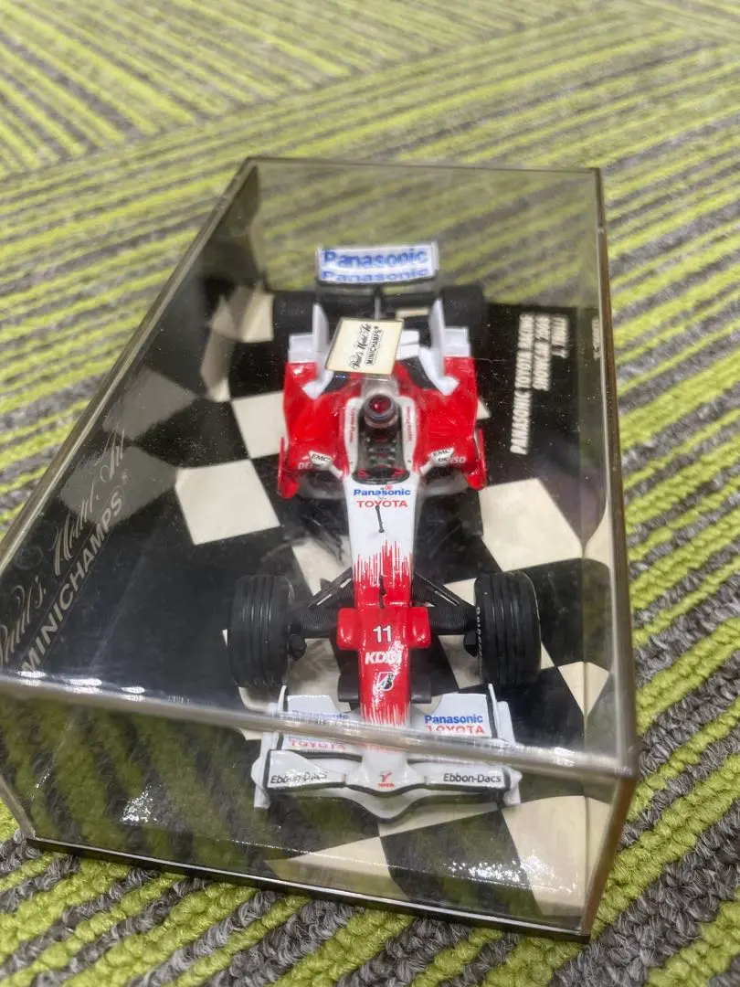 ミニチャンプス　TF106 1/18 ヤルノ・トゥルーリ　ミニカー Yahoo!オークション -「tf106」の落札相場・落札価格