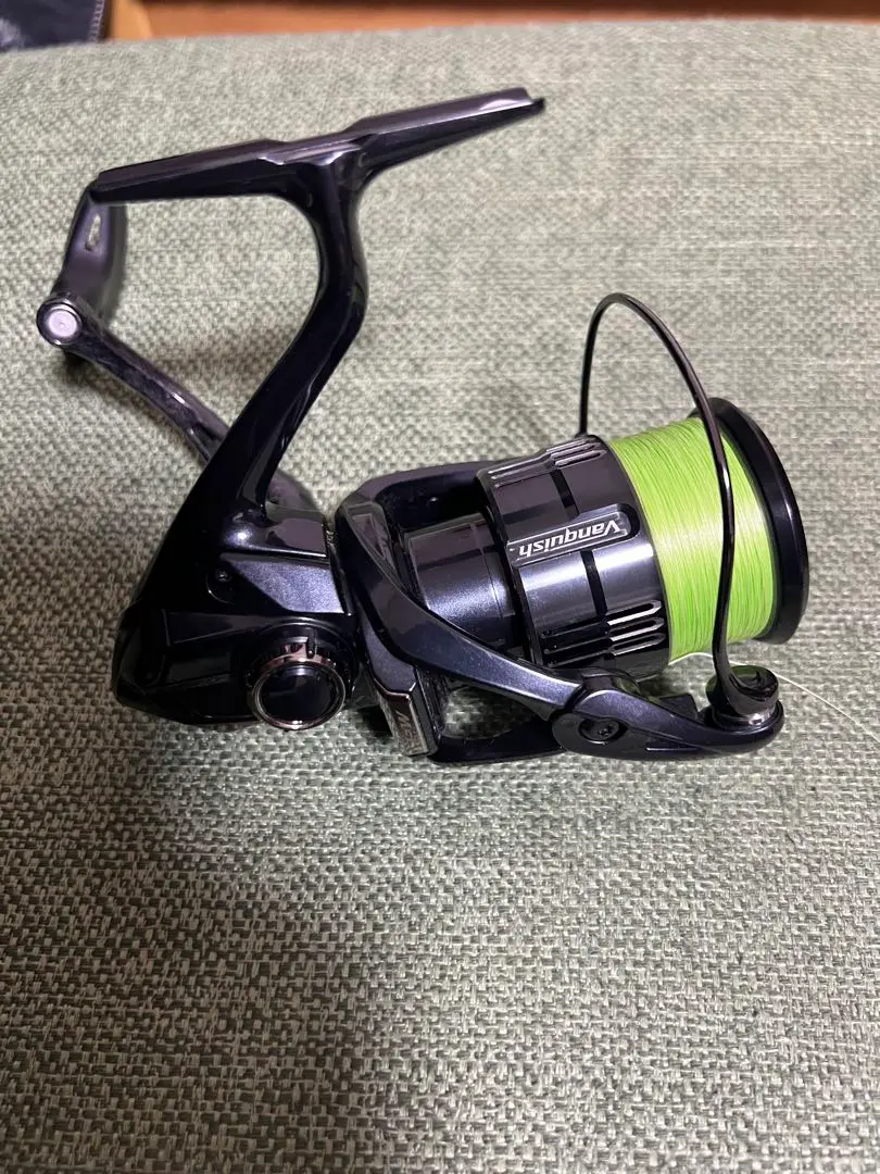 シマノ・19ヴァンキッシュ C3000MHG スプール　傷なし シマノ(SHIMANO) 19 ヴァンキッシュ C3000MHG 039583