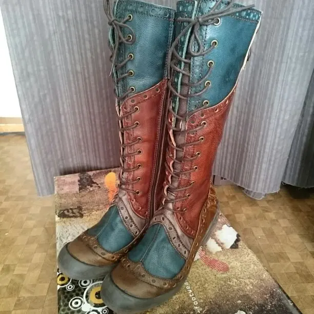 Thumbnail of Import long lace-up boots, stylish, valuable