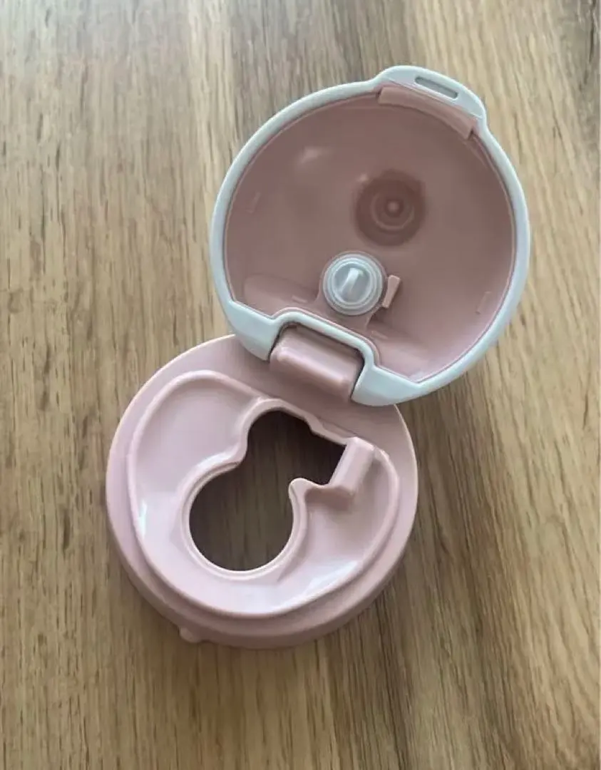 Thumbnail of Combi Rakumagu, from 4 months, First Straw Adapter