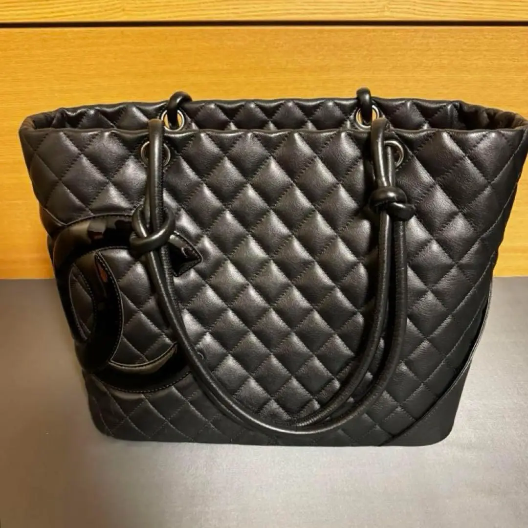 美品　CHANEL シャネル　カンボンライン トートバッグ ブラック ピンク CHANEL シャネル カンボンラインミディアムトート ピンク