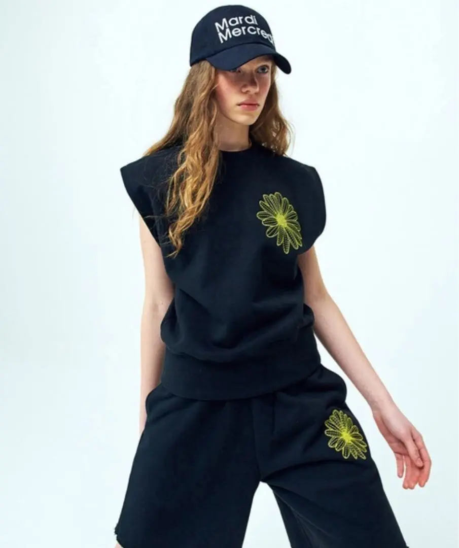 Mardi Mercredi SWEATSHORTSFLOWERショートパンツ SWEAT SHORTS FLOWER（スウェットパンツ）｜Mardi Mercredi