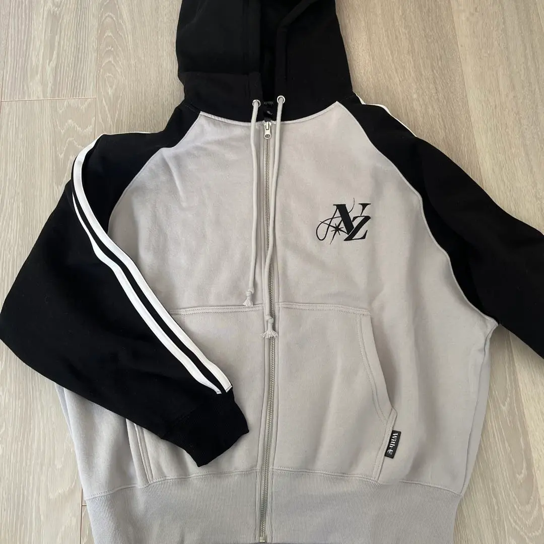 NiziU awake フーディー フーディ パーカー HOODIE【XL】/『NiziU Live with U 2024-2025 “AWAKE” OFFICIAL